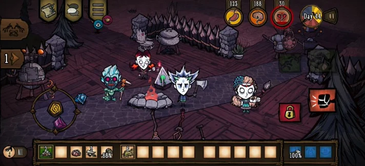 ผู้เล่นหลายคนตั้งตี้เอาชีวิตรอดร่วมกันในโหมด Multiplayer ของ Don't Starve Together Mobile